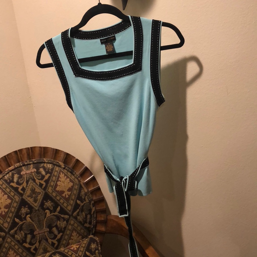 Very good condition 2 piece sweater/ cardigan set